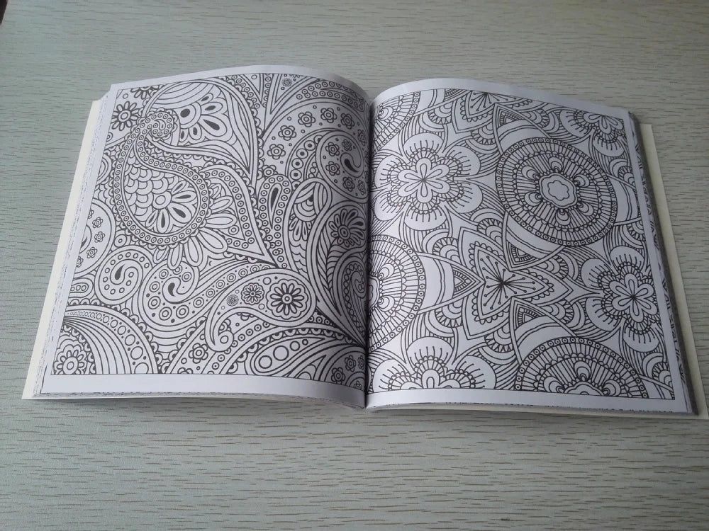 Livro de colorir Zen Mandalas com 128 páginas para adultos e crianças, para aliviar o estresse e matar o tempo, livro do jardim secreto com 12 lápis de cor
