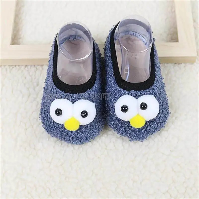 Pantufas de inverno para bebês, pantufas de chão para bebês, de pelúcia, quentes, para meninos e meninas, macias e antiderrapantes, para escola interna