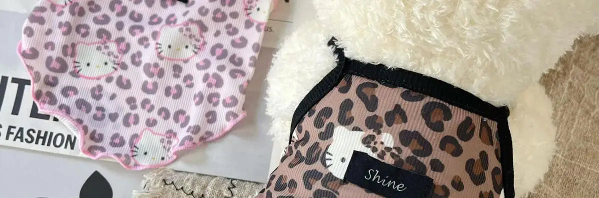 Novas roupas para animais de estimação, primavera/verão 2025, suspensórios corta-vento Spice Girls, estampa de leopardo, seda gelada e tecidos frescos, gatos e cães usam