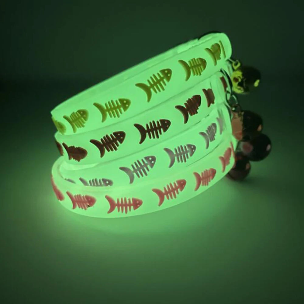 Colar luminoso para gatos, coleira pequena anti-perda de silicone fluorescente, sino, colar de pescoço, acessórios para gatos de estimação