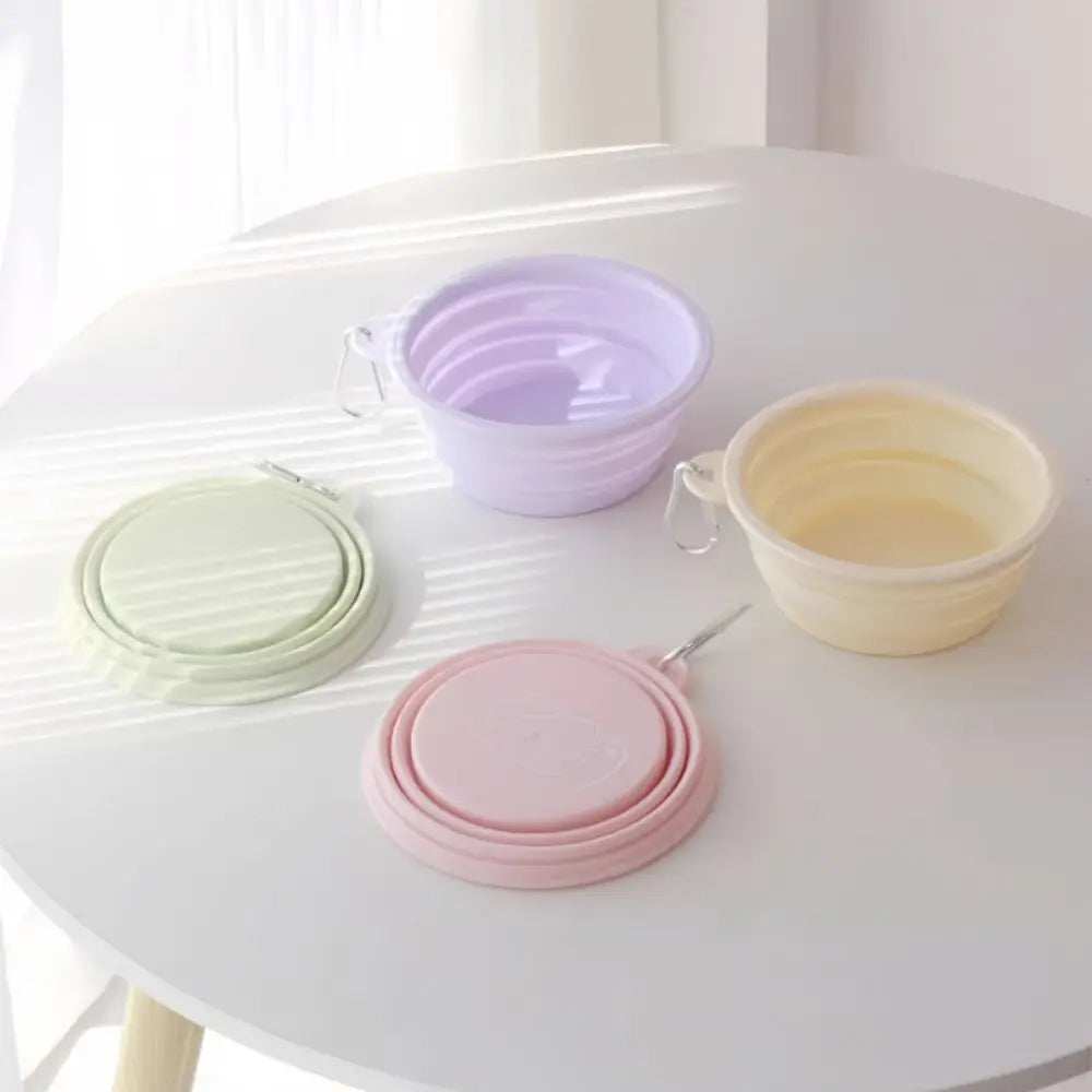 Tigela de macaron para animais de estimação 350ml TPE com padrão de desenho animado, tigela de alimentação para filhotes dobrável com furos para pendurar, tigela portátil para animais de estimação para cães e gatos