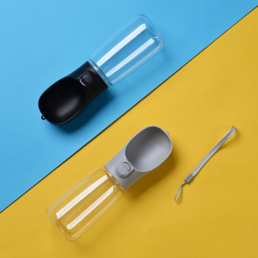 Garrafa de água portátil à prova de vazamentos para cães, ideal para aventuras ao ar livre