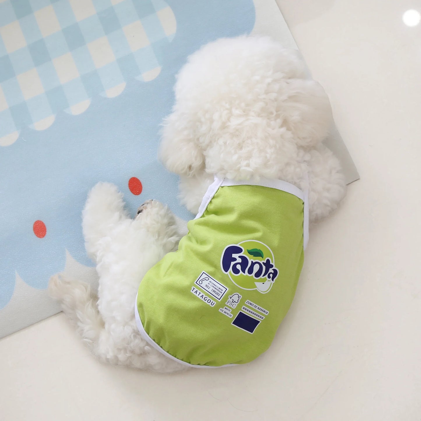 Novas roupas para cães e gatos primavera/verão, estilo fino, suspensório de refrigerante de frutas com dopamina estilo ocidental, colete fofo estilo curto
