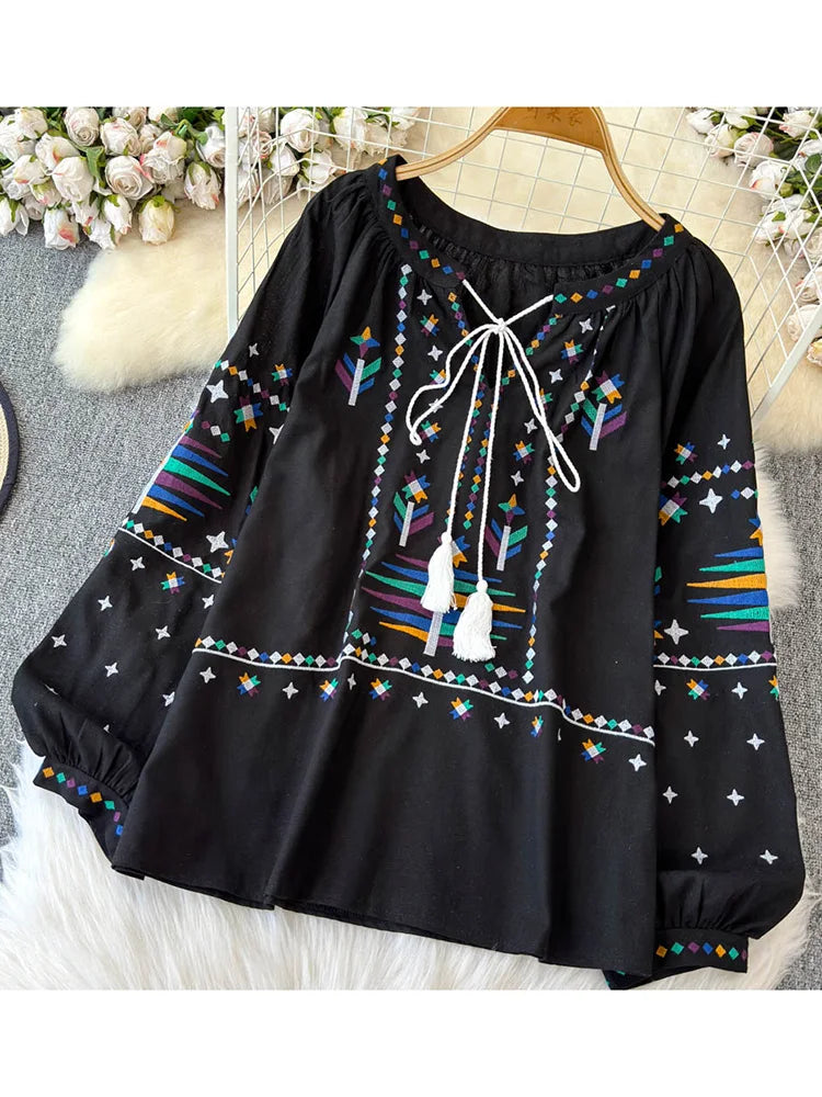 Blusa feminina de outono temperamento elegante vintage camisa bordada 2024 novo estilo boêmio férias top solto BL026