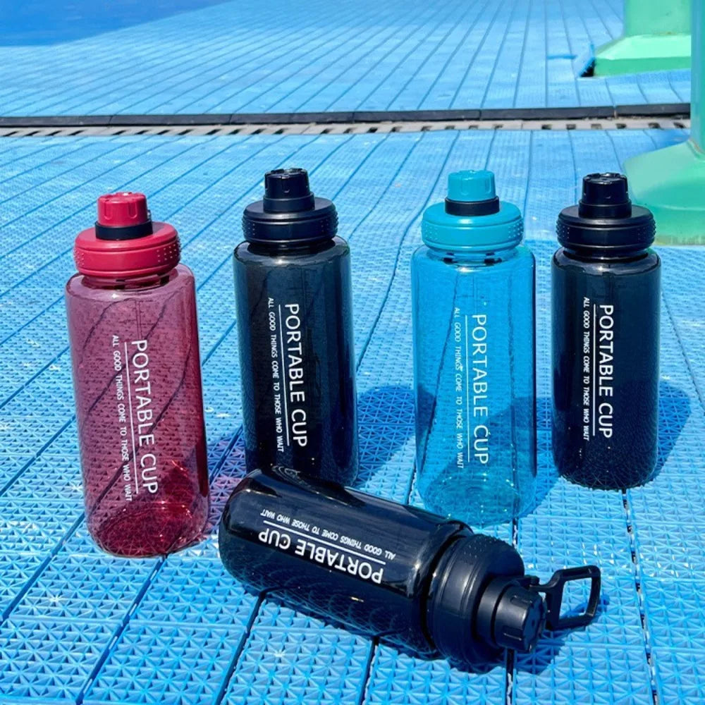 1 peça 1000ml copo criativo de grande capacidade garrafa esportiva de água para entusiastas de fitness garrafa agitadora de hidratação fácil de transportar