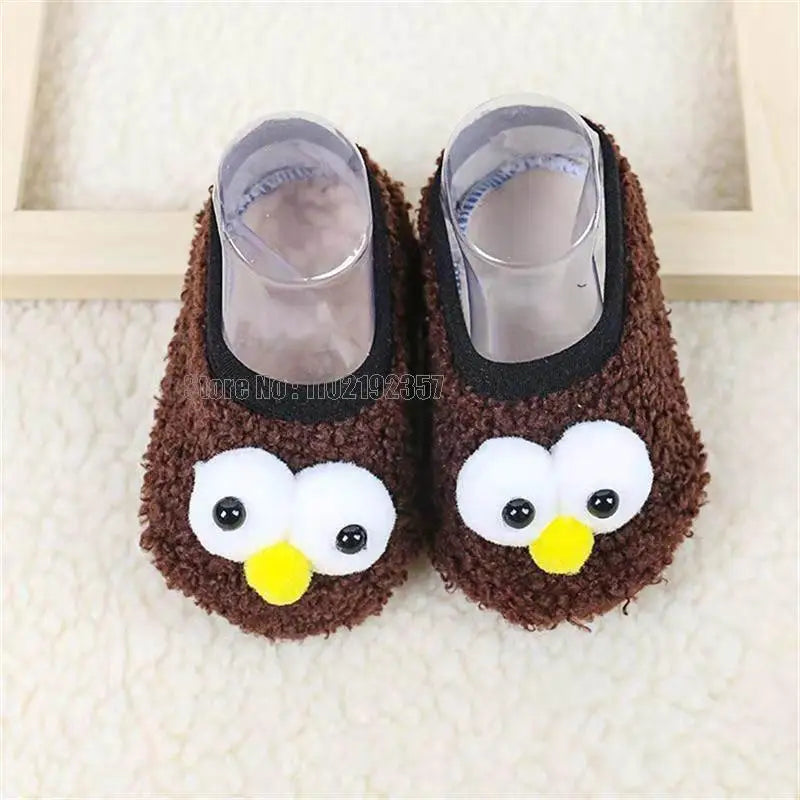 Pantufas de inverno para bebês, pantufas de chão para bebês, de pelúcia, quentes, para meninos e meninas, macias e antiderrapantes, para escola interna