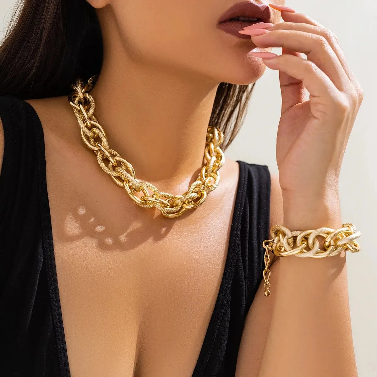 Conjunto de 2 peças de colar e pulseira de gargantilha boêmia colorida, conjunto de joias com corrente cruzada clássica, acessórios para mulheres, presente e festa