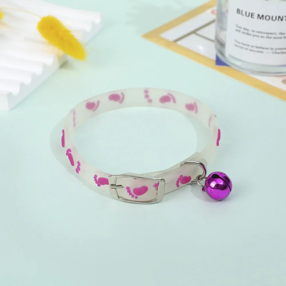 Coleira de silicone luminosa fluorescente para animais de estimação, coleira noturna antiperda para cães e gatos, filhotes e gatinhos, suprimentos para animais de estimação ao ar livre