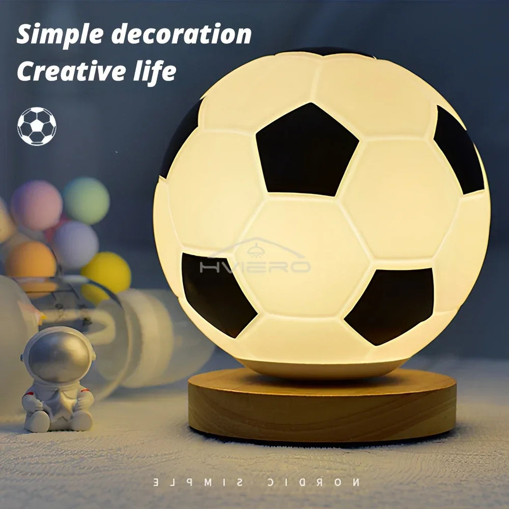 1 peça 3D luz noturna de futebol decoração de mesa de quarto lâmpada de futebol alimentada por bateria presente perfeito para adolescentes decoração lâmpada presentes