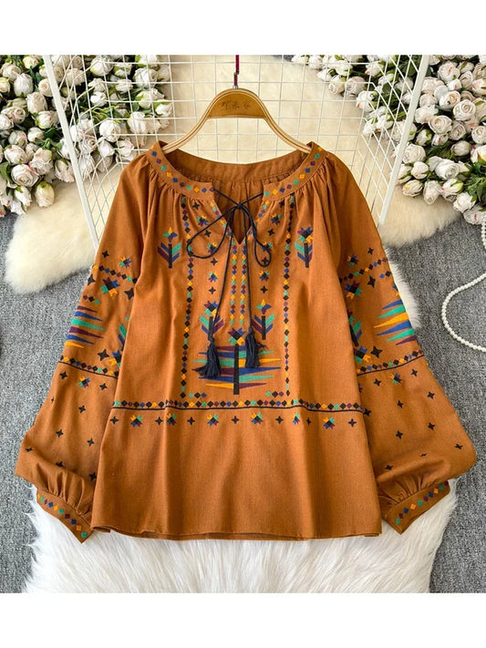 Blusa feminina de outono temperamento elegante vintage camisa bordada 2024 novo estilo boêmio férias top solto BL026
