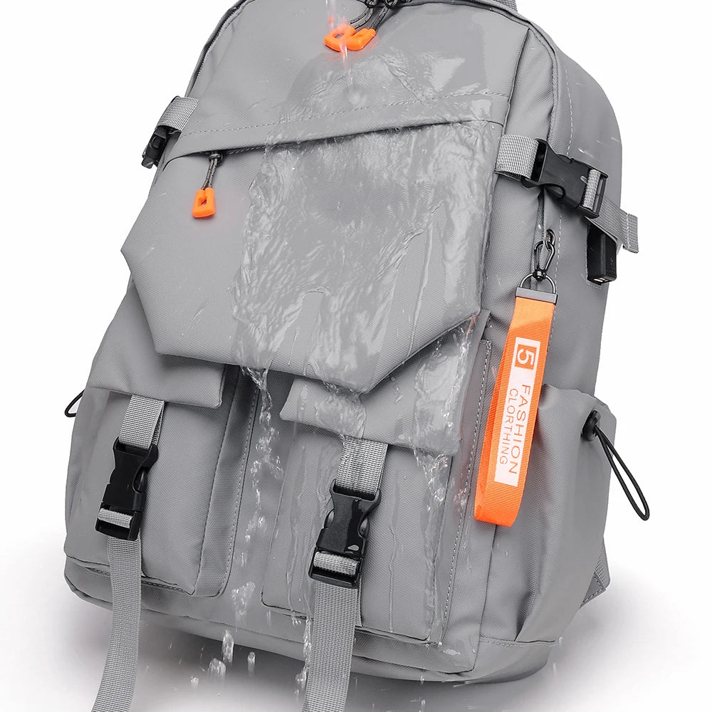 A 15.6-inch stylish, simple and high-quality water-repellent fabric with the same shoulder bag for men and women.
