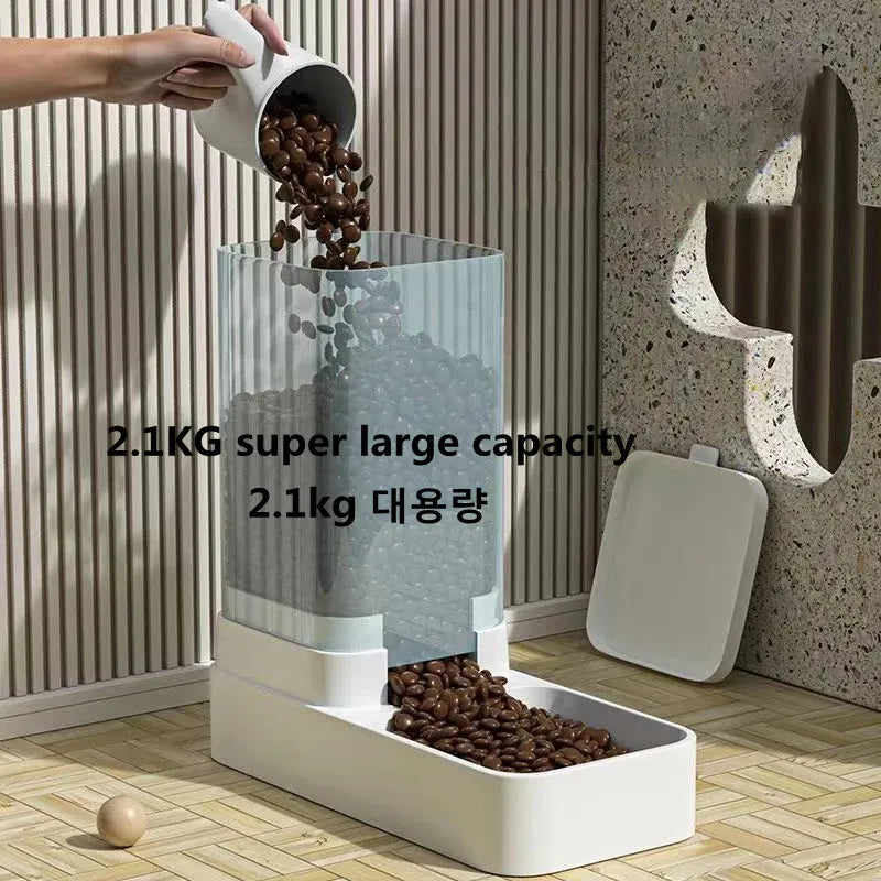 Pet acessories Dog Automatic Feeder Transparent Automatic Gravity Cat Water Bowl High Capacity Food Storage  Container Cat And Dog Accessories
