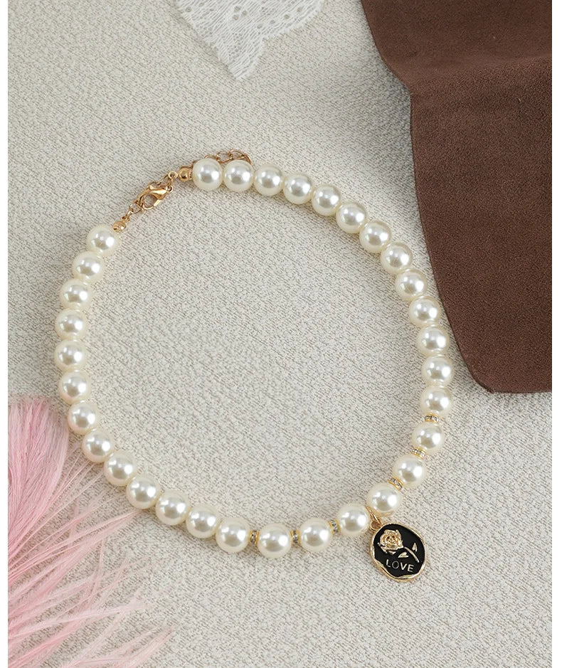 Pet Cat Collars Pearl Rose Pendant Necklace Cat Dog Pearl Collar Pet Pendant Cute High Beauty Retro Decoration Teddy Dog Collar