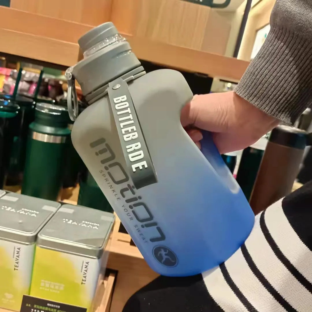 1 peça 2L Canudo Esportivo Grande Capacidade Fitness Com Canudo Plástico Portátil Garrafa de Água Ao Ar Livre Com Escala Chaleira Gradiente