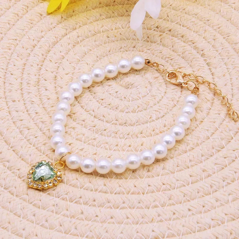Pet Pearl Collar Dog Princess Necklace Cat Jewelry Cute Collar Puppy Accessories Dog Kitten Chain Chihuahua Wedding Jewelry Gift