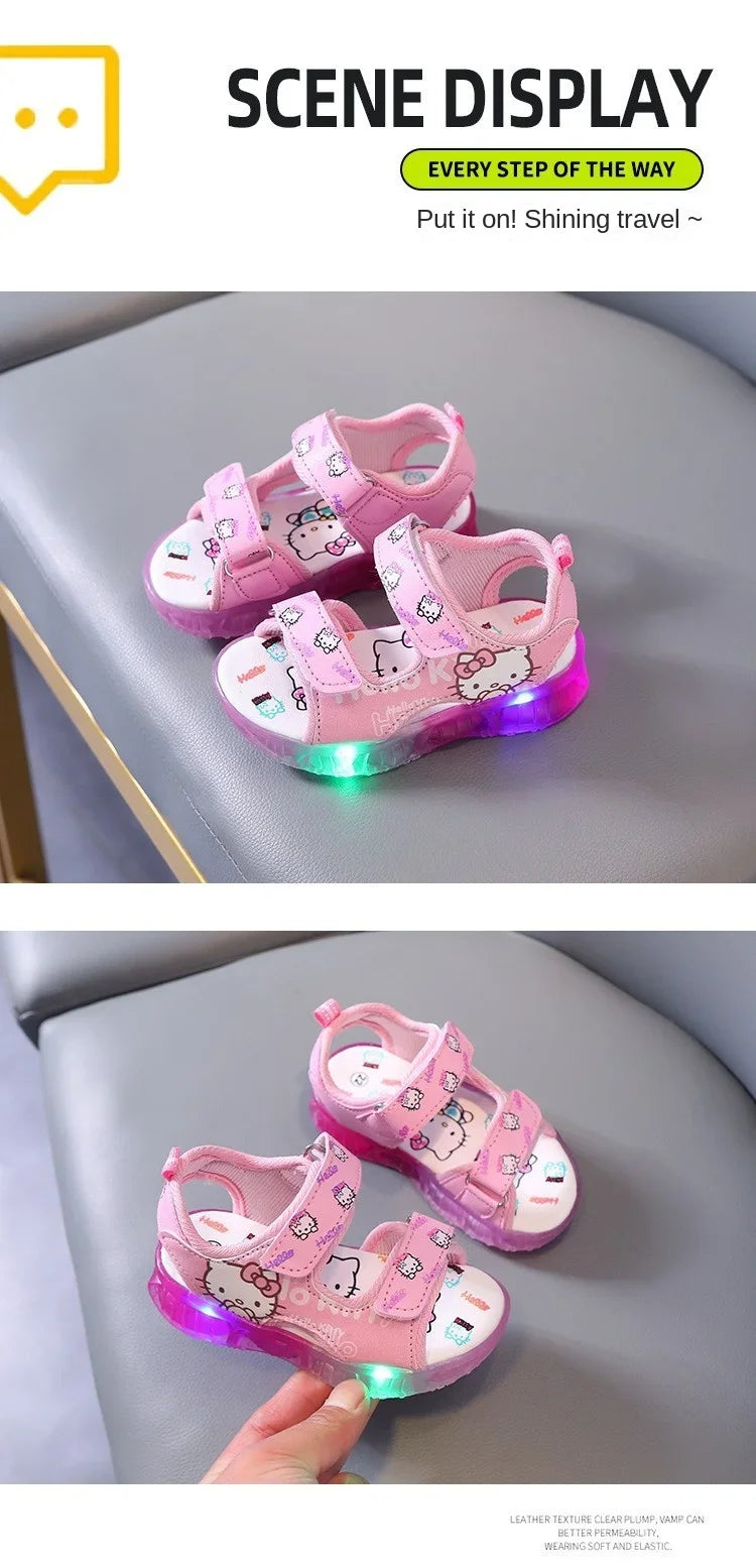 Sandálias infantis com luz LED para bebês meninas, sapatos casuais fofos da Hello Kitty para crianças, calçados antiderrapantes de praia para atividades ao ar livre, verão 2025