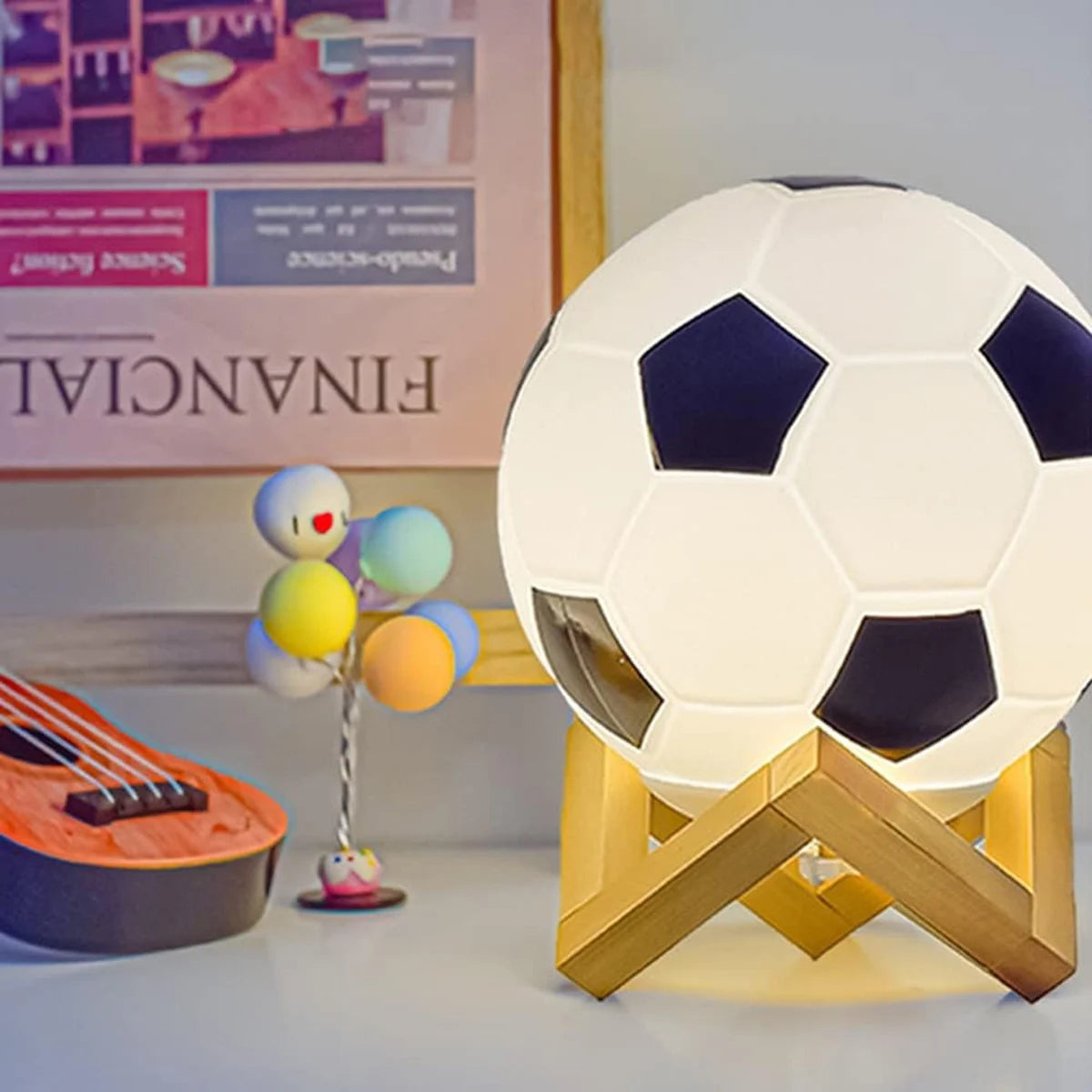 1 peça 14cm/5,5 pol. Luz noturna 3D de futebol, decoração de mesa para quarto, lâmpada de futebol alimentada por bateria, presente perfeito para decoração de adolescentes