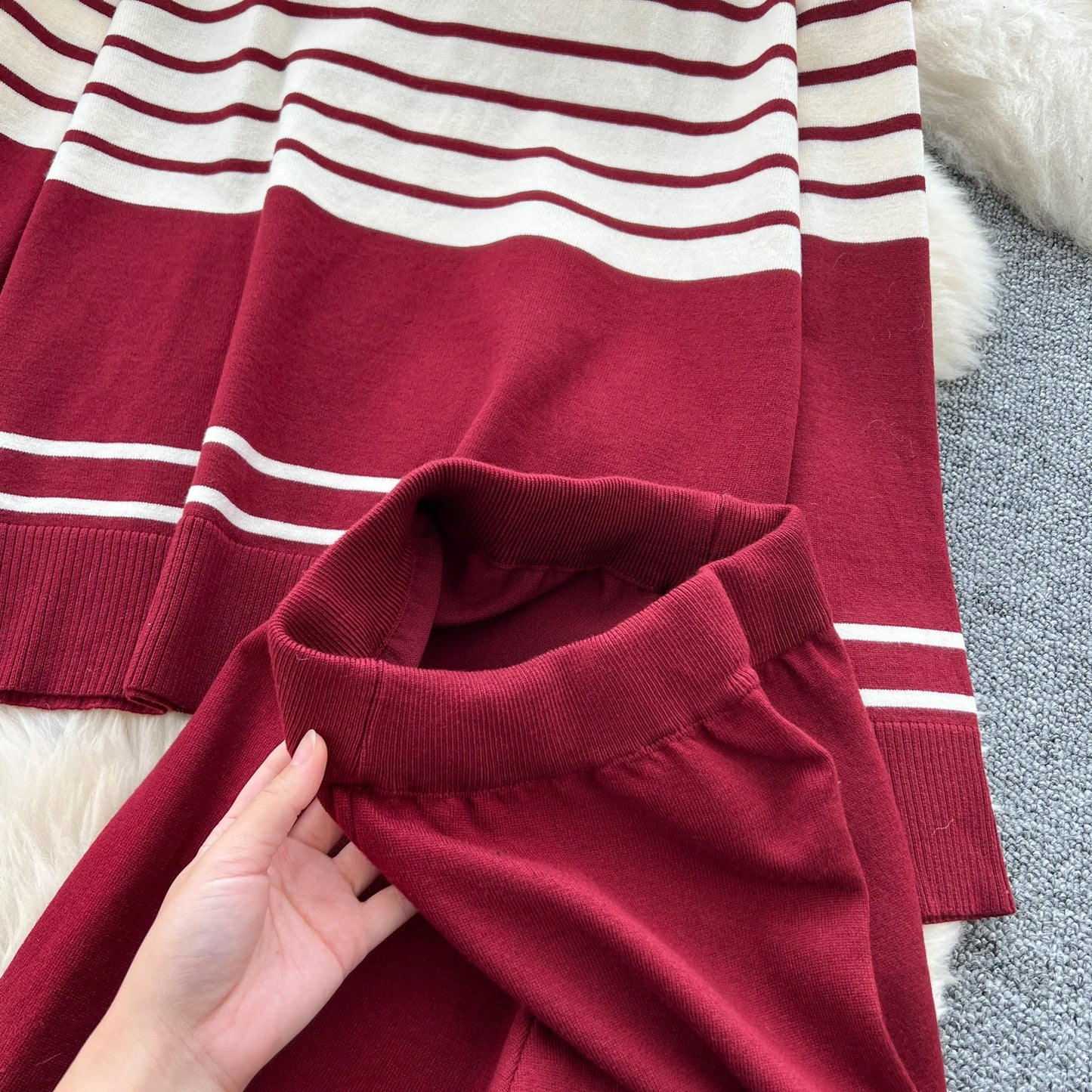 SINGREINY Terno Listrado Feminino Outono Novo Gola Redonda Mangas Compridas Top Quente + Calças Compridas Elásticas Suéter Solto Casual Conjunto de Duas Peças
