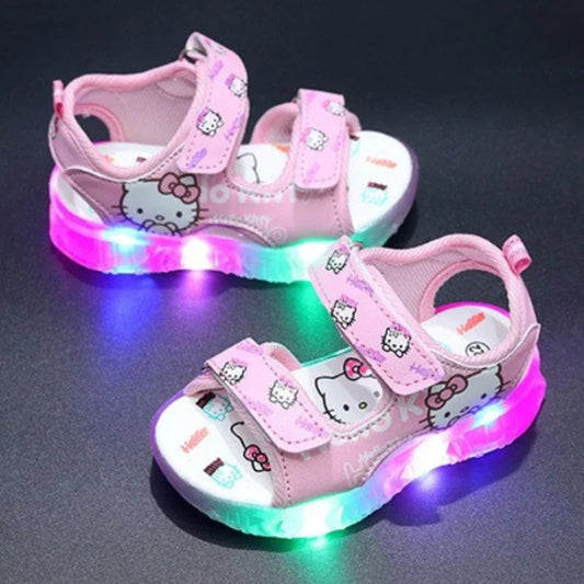 Sandálias infantis com luz LED para bebês meninas, sapatos casuais fofos da Hello Kitty para crianças, calçados antiderrapantes de praia para atividades ao ar livre, verão 2025