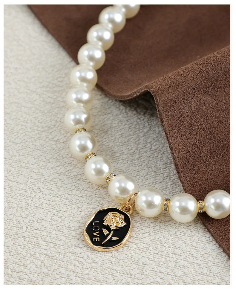 Pet Cat Collars Pearl Rose Pendant Necklace Cat Dog Pearl Collar Pet Pendant Cute High Beauty Retro Decoration Teddy Dog Collar