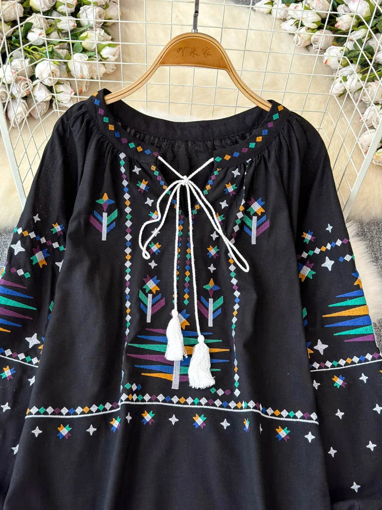 Blusa feminina de outono temperamento elegante vintage camisa bordada 2024 novo estilo boêmio férias top solto BL026