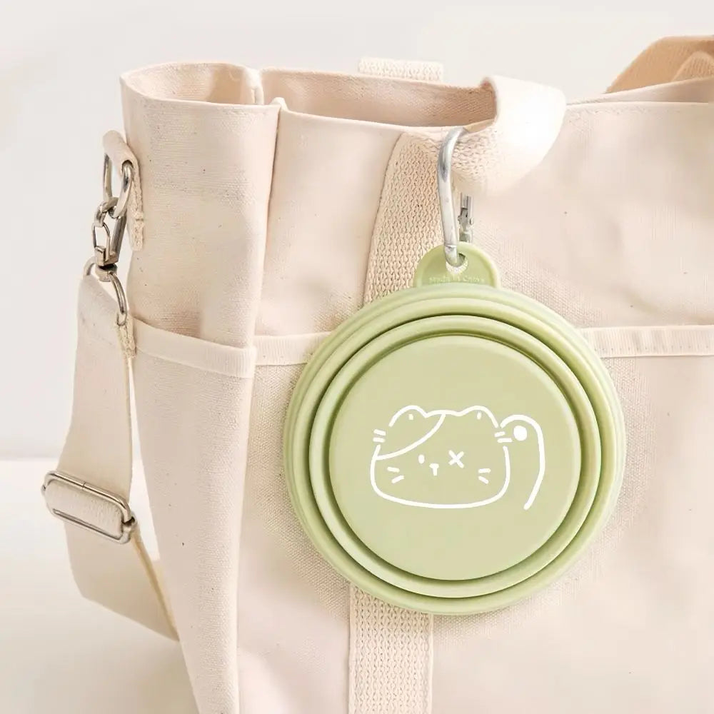 Tigela de macaron para animais de estimação 350ml TPE com padrão de desenho animado, tigela de alimentação para filhotes dobrável com furos para pendurar, tigela portátil para animais de estimação para cães e gatos