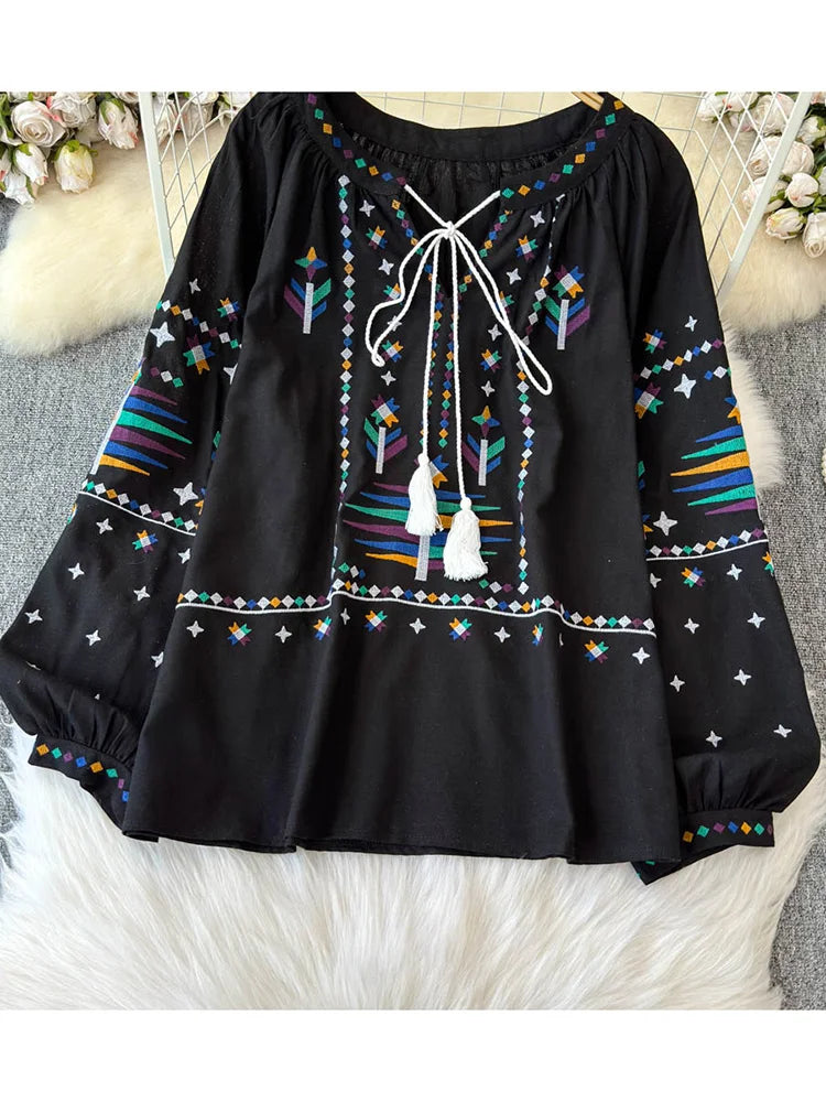 Blusa feminina de outono temperamento elegante vintage camisa bordada 2024 novo estilo boêmio férias top solto BL026