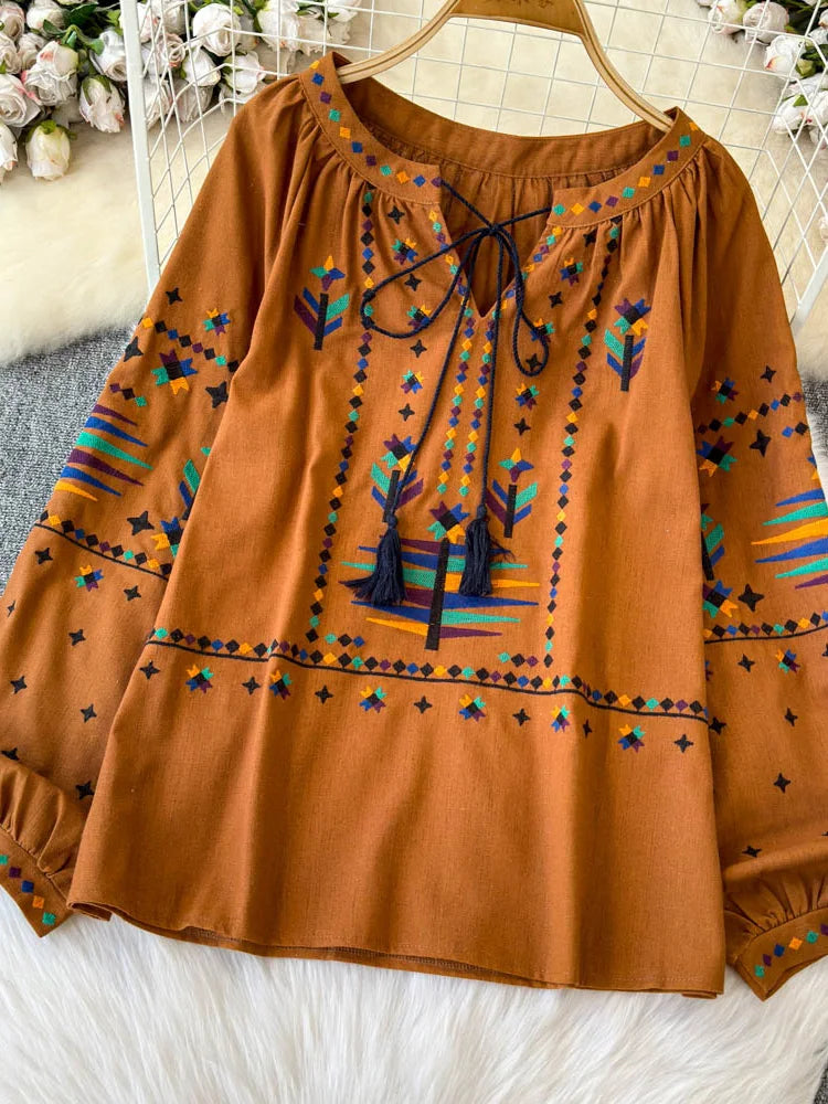 Blusa feminina de outono temperamento elegante vintage camisa bordada 2024 novo estilo boêmio férias top solto BL026