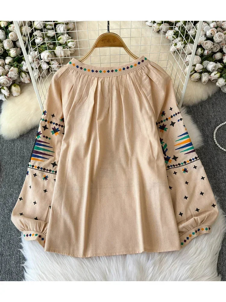 Blusa feminina de outono temperamento elegante vintage camisa bordada 2024 novo estilo boêmio férias top solto BL026