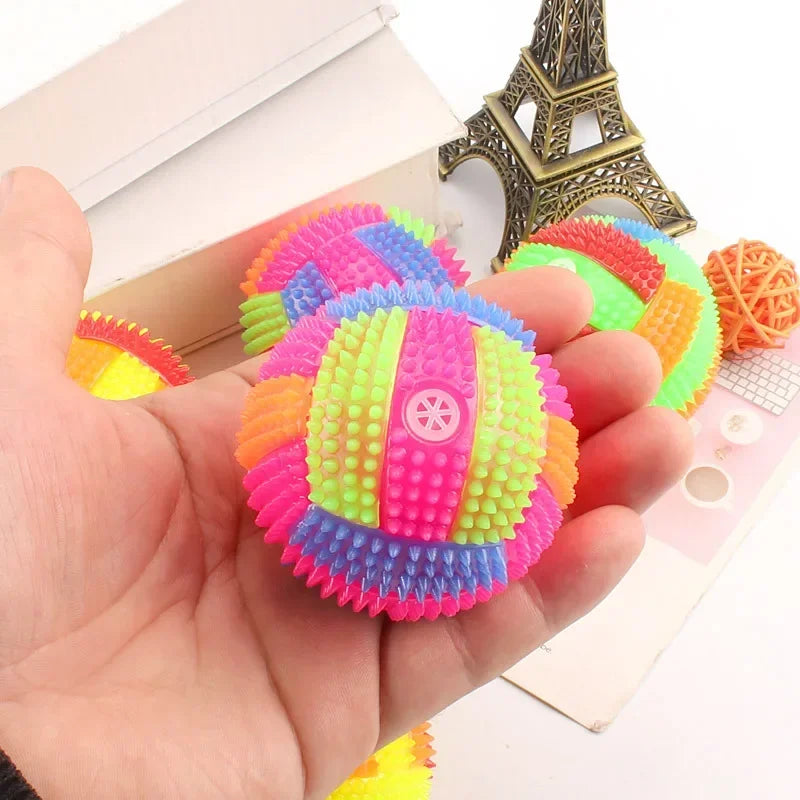Bola de brinquedo para cachorro com luz de LED, bola de mastigar inflável para filhotes, brinquedo para molares, bola de luz colorida para animais de estimação, brinquedos interativos para gatos, suprimentos para pequenos animais de estimação