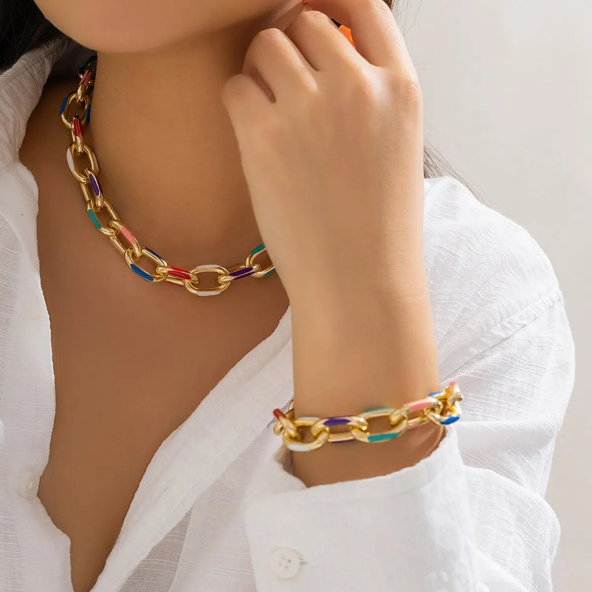 Conjunto de 2 peças de colar e pulseira de gargantilha boêmia colorida, conjunto de joias com corrente cruzada clássica, acessórios para mulheres, presente e festa