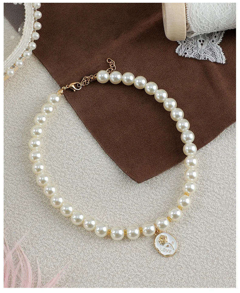Pet Cat Collars Pearl Rose Pendant Necklace Cat Dog Pearl Collar Pet Pendant Cute High Beauty Retro Decoration Teddy Dog Collar