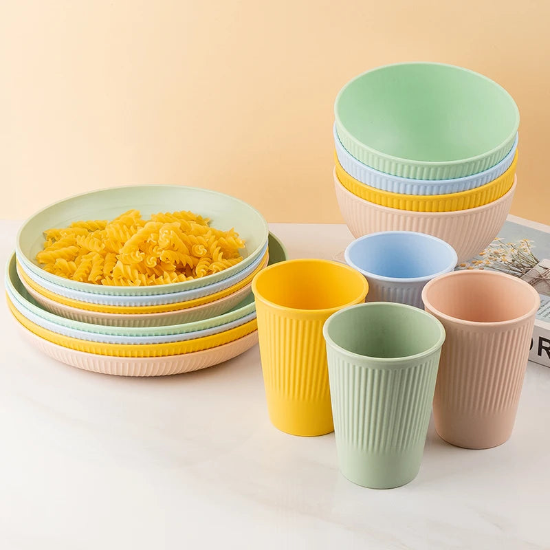 Conjunto de talheres de palha de trigo com 4 peças, tigela, copo, prato, conjunto de talheres portáteis, kits de louça para piquenique e acampamento