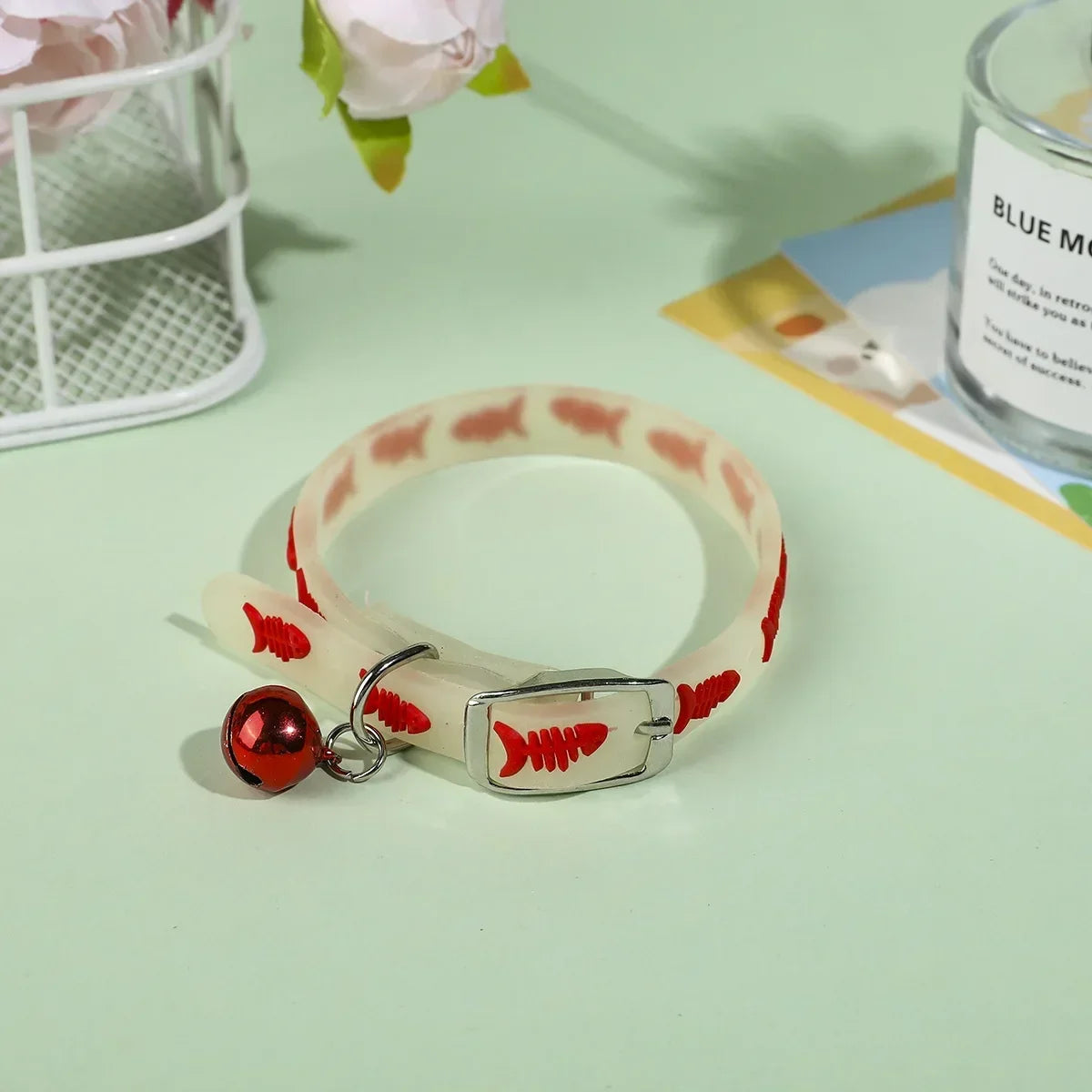 Colar luminoso para gatos, coleira pequena para cães, anti-perda, colar de silicone fluorescente, anel de pescoço, acessórios para animais de estimação