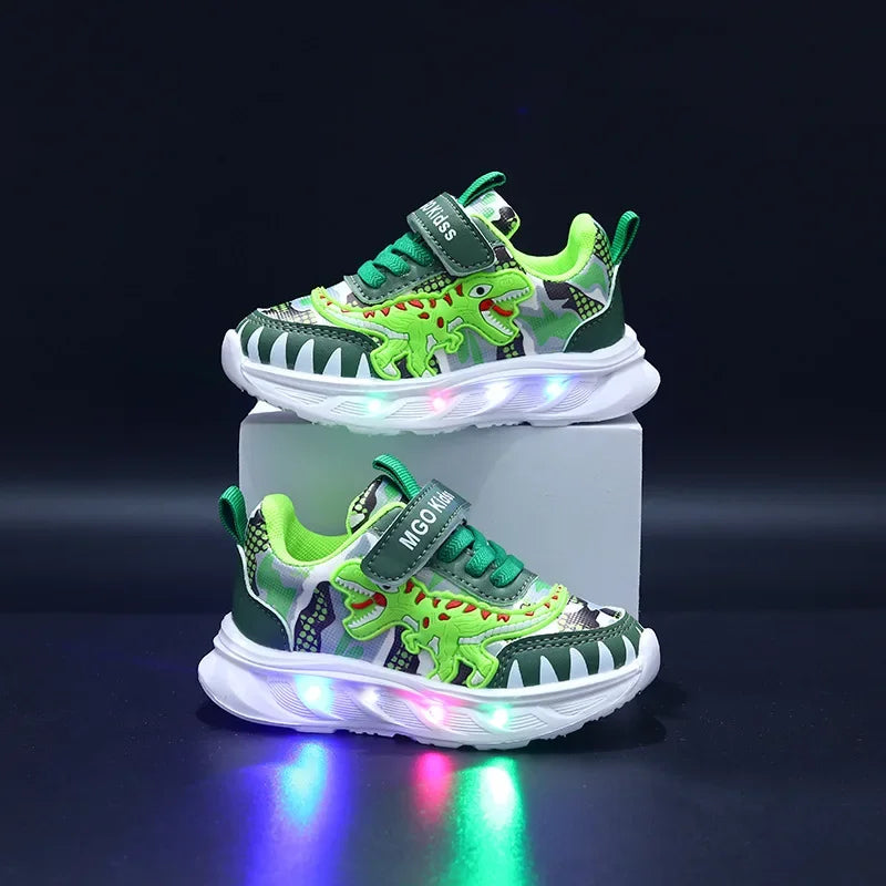 Tênis esportivos infantis novos de primavera com desenho de dinossauro e luz LED para meninos, sola macia, tênis casuais para crianças de 2 a 6 anos