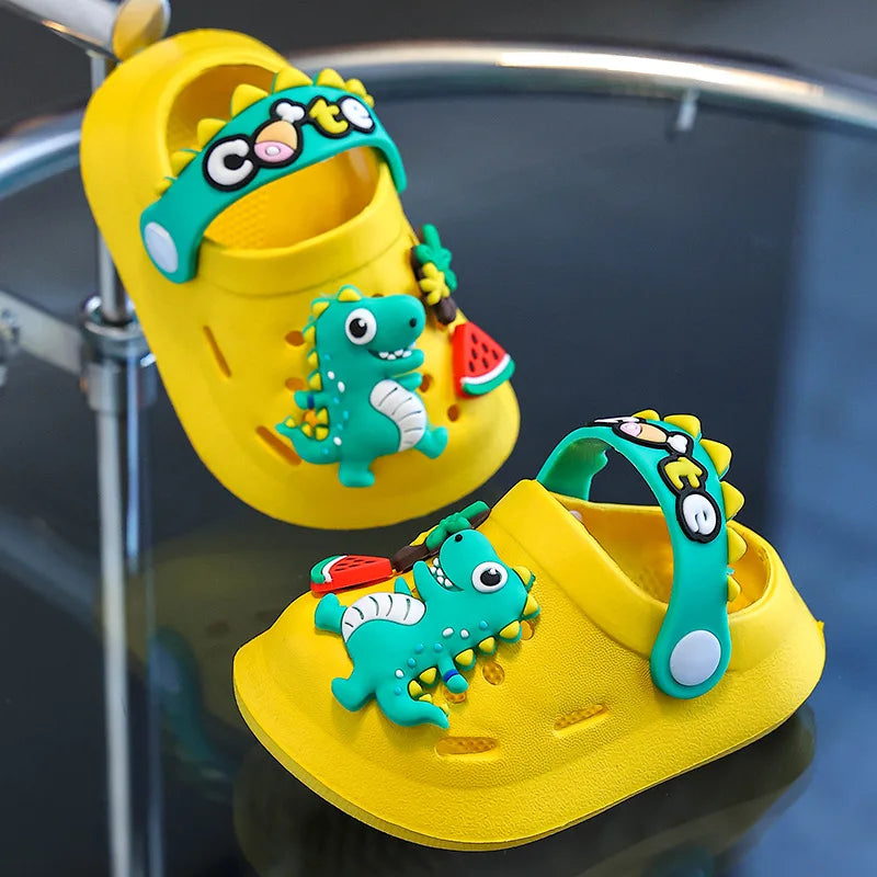 Sandálias de verão para meninos, sapatos fofos de crocodilo para meninas, sola macia, respiráveis, antiderrapantes, leves, para praia ao ar livre
